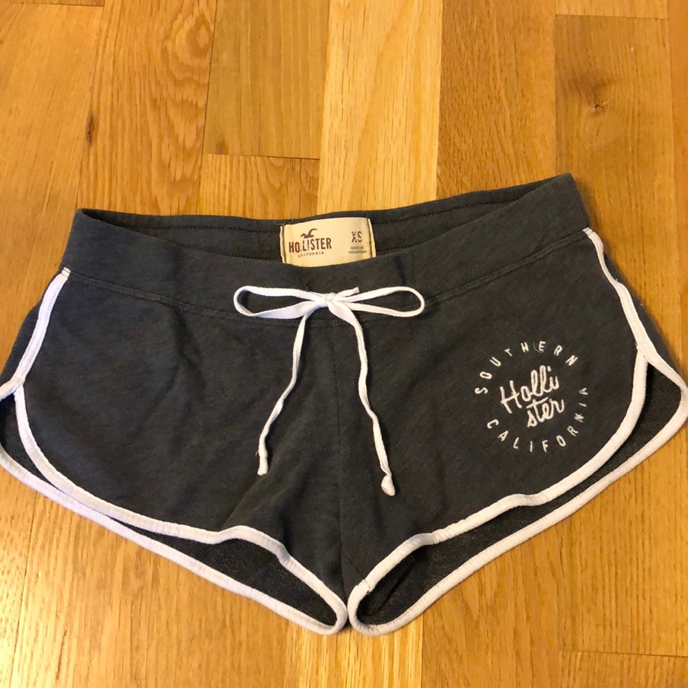 SUMMER FLASH SALE - Hollister gym shorts